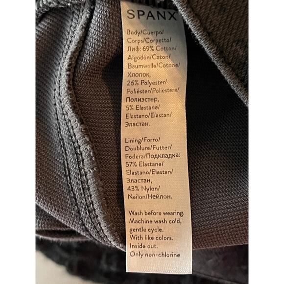 Spanx Jean-ish Ankle Length Pull on Faux Pocket Womens Jegging Leggings Medium - Picture 8 of 9